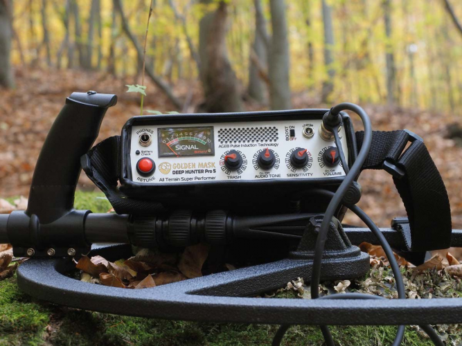 Golden Mask Deep Hunter Pro 5 Treasure Detector
